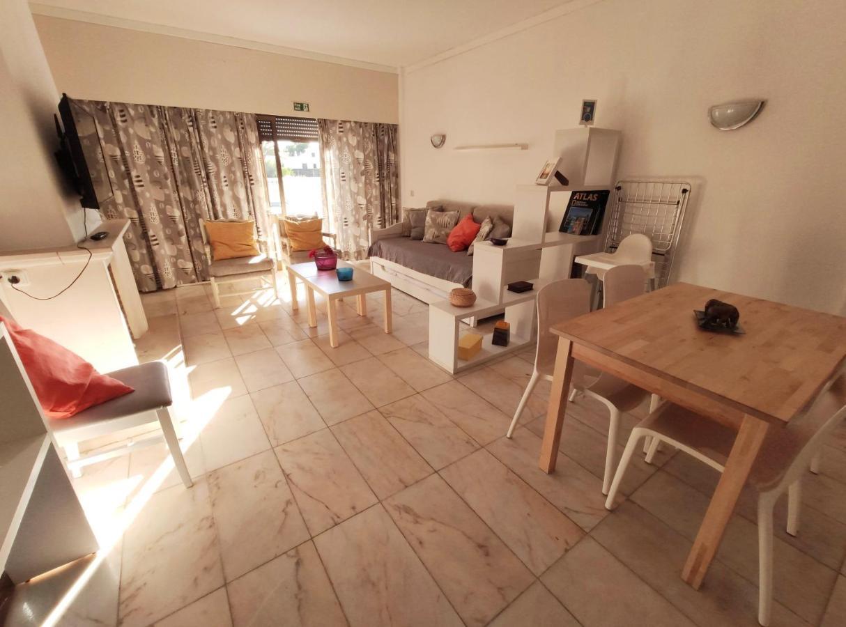 Apartamento Oura T1 Beach 200M Albufeira Dış mekan fotoğraf